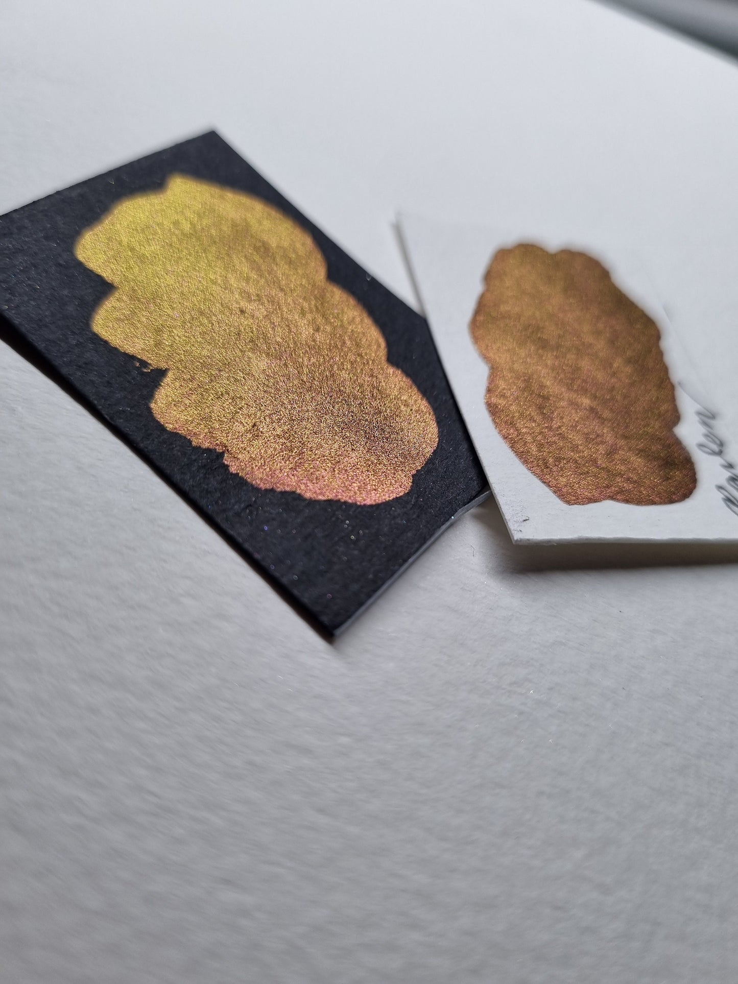 Handmade Vegan Watercolour Paint | Raven Chameleon Shade Shift (Mini Pan)