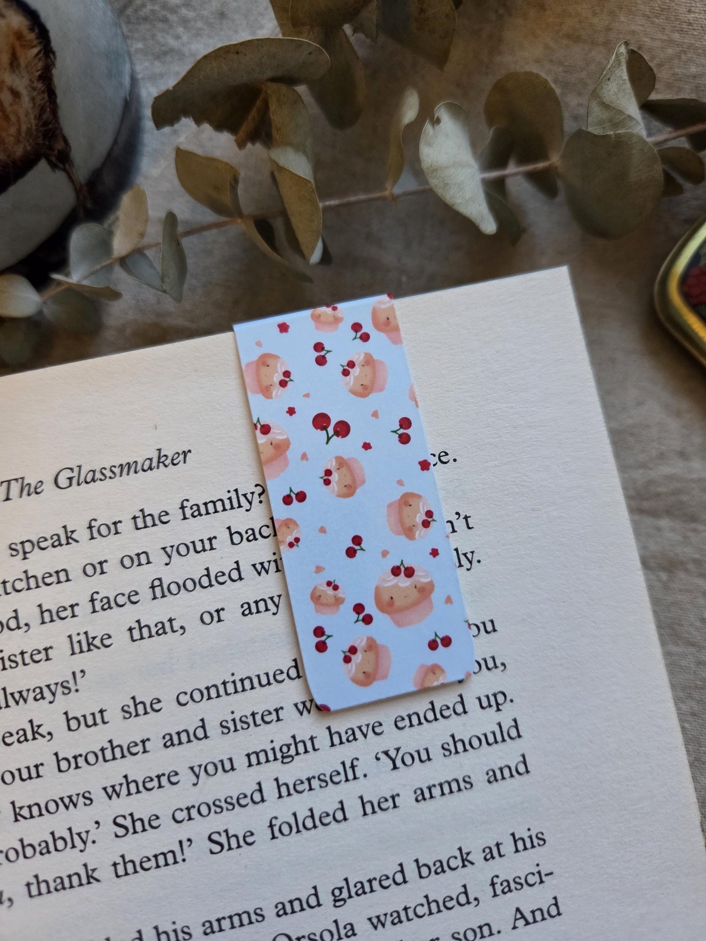 Kawaii Cupcake Magnetic Bookmark | Gift for Book Lover | bookish page marker