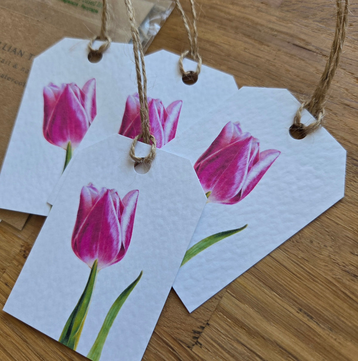 Set of 4 gift tags: tulip